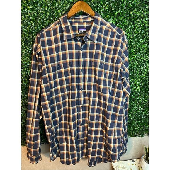 Patagonia Organic Cotton Flannel Shirt Mens Size Large Blue Plaid Button Up - Picture 1 of 4
